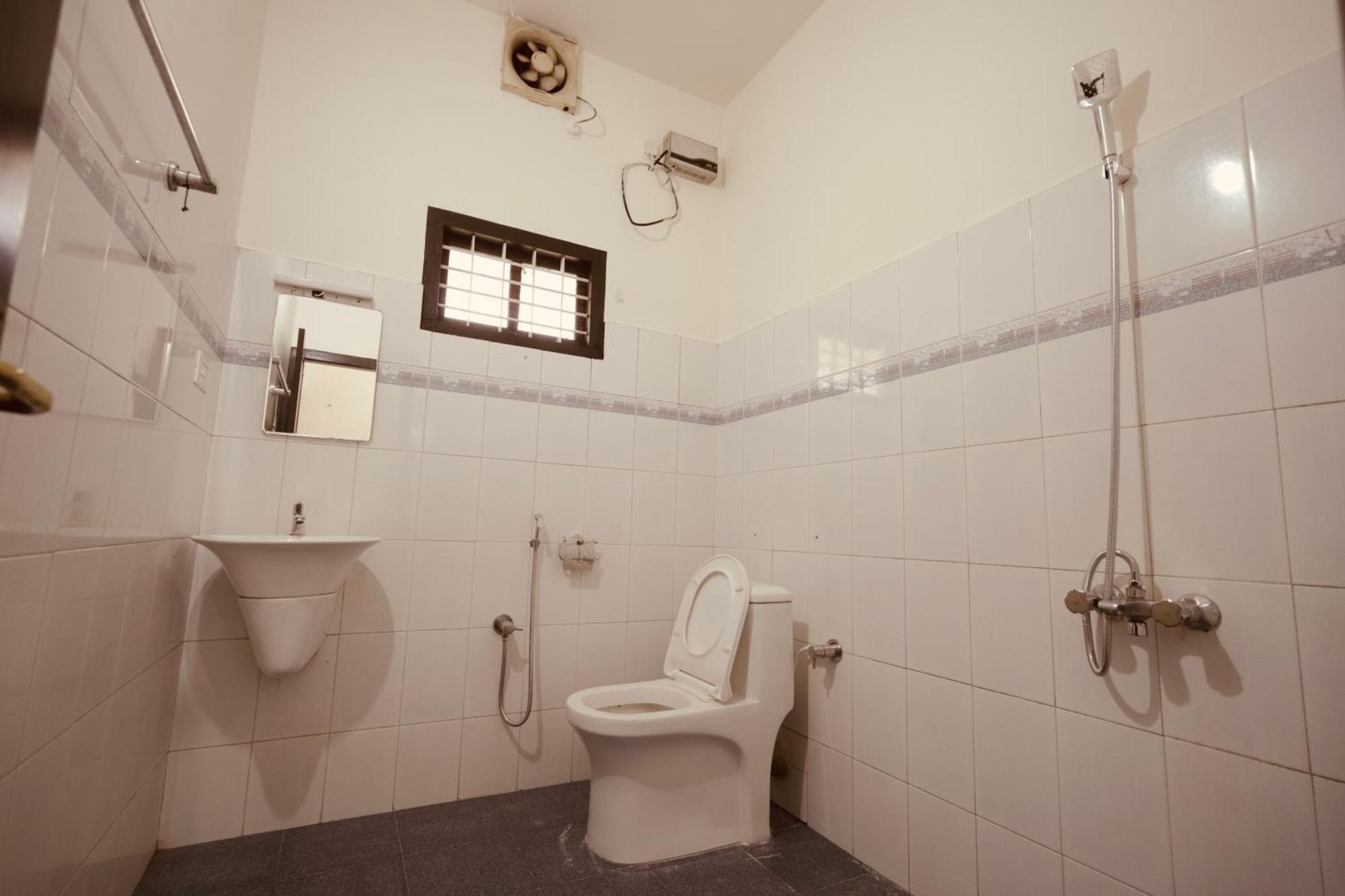 Daffodils Inn Alappuzha 외부 사진