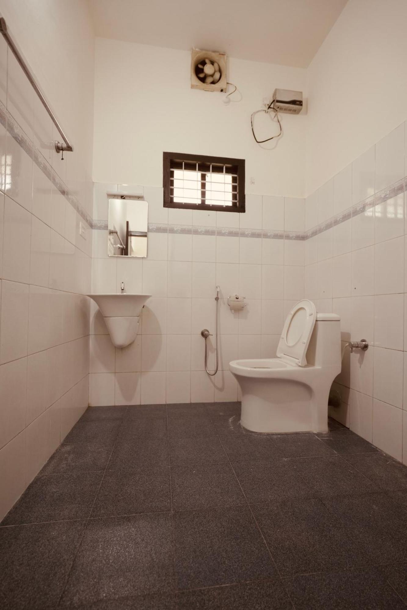 Daffodils Inn Alappuzha 외부 사진